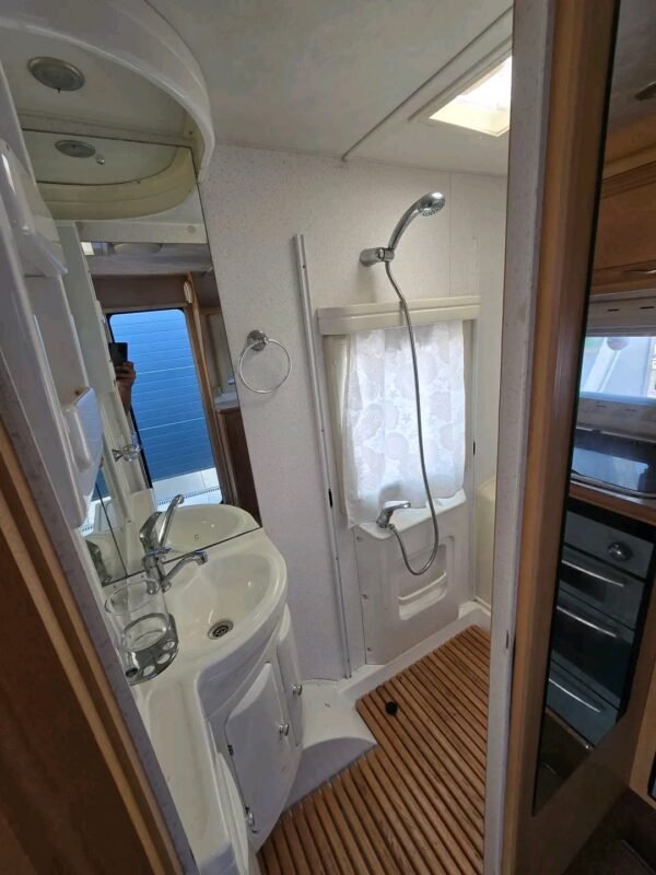 Caravane Omega Compass 2002