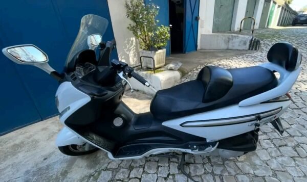 SYM GTS 125i EVO