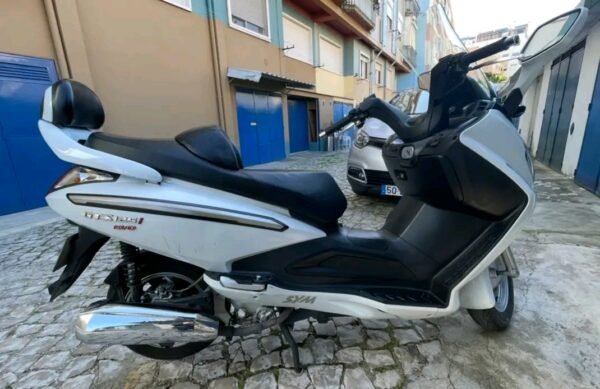 SYM GTS 125i EVO