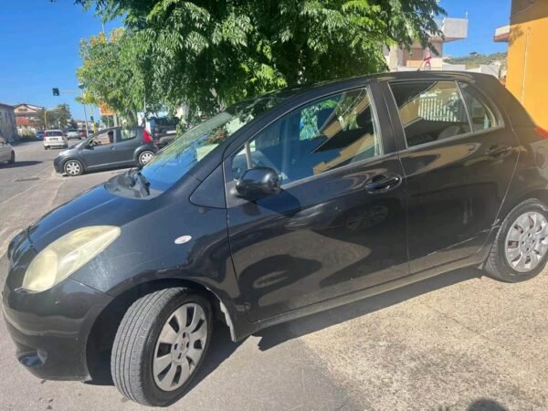 FB_IMG_17657162366364542 Toyota Yaris 2008