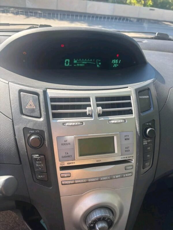 FB_IMG_17657162712393341 Toyota Yaris 2008