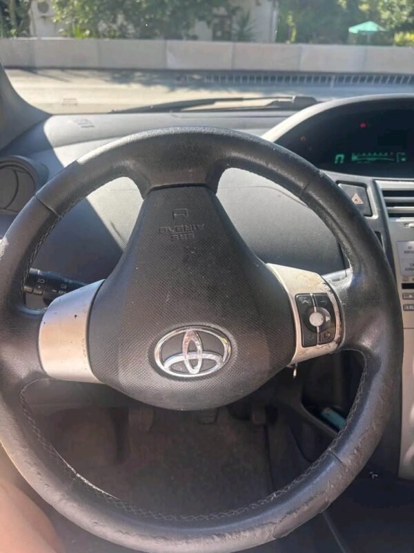 FB_IMG_17657162765022047 Toyota Yaris 2008