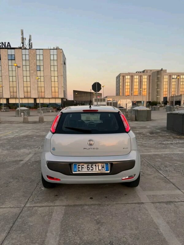 Fiat Punto Evo 1.4 Essence