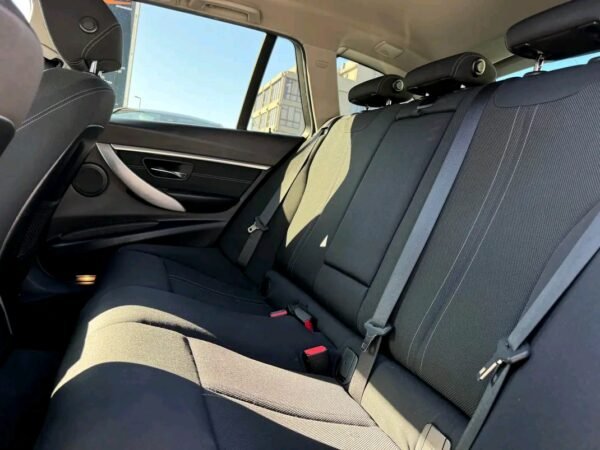 BMW 318d Touring 2018