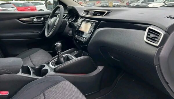 Nissan Qashqai 1.5 dCi – Tekna Premium – 2014