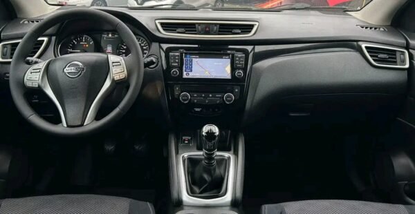 Nissan Qashqai 1.5 dCi – Tekna Premium – 2014