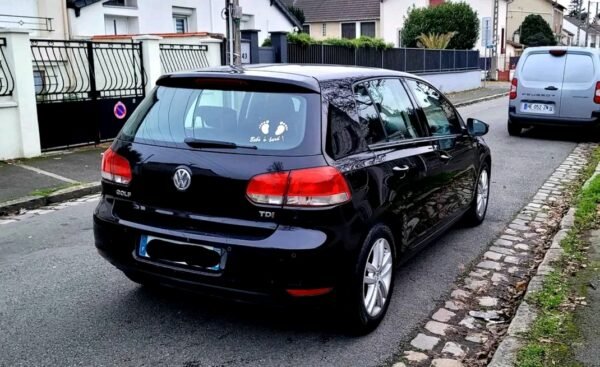 FB_IMG_17658050662355436 Volkswagen Golf 6 1.6 TDI – 105 ch | 2011