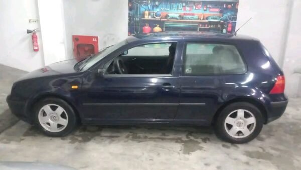 Volkswagen Golf Coupé 1.4